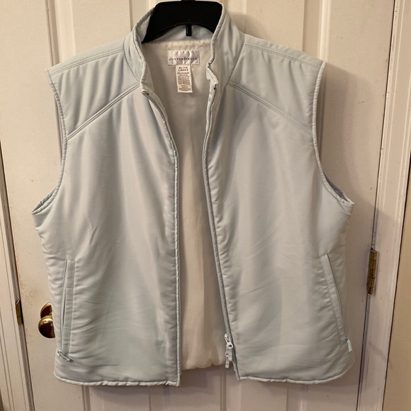 Cutter & Buck Vest - Picture 1 of 4